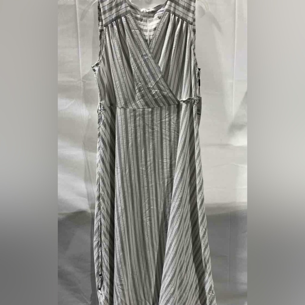 NWT Calvin Klein Gray Striped Women's size 16 Sleeveless Dress